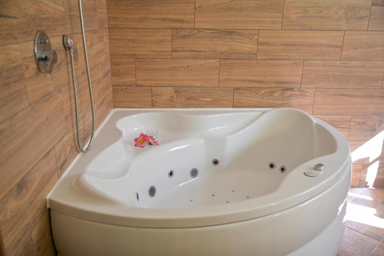 Penzion A Wellness U Trebonske Madony 외부 사진